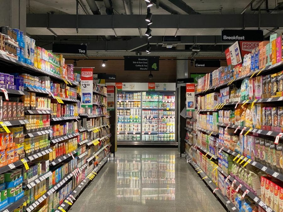 how do convenience stores attract customers (2)